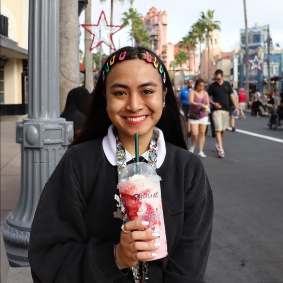 Meet your Posher - Picture 1 of 1